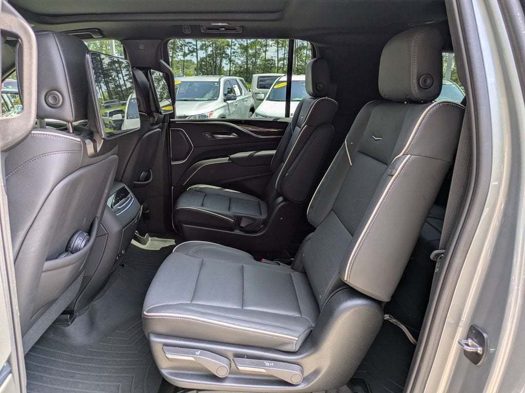 2024 Cadillac Escalade ESV Premium Luxury