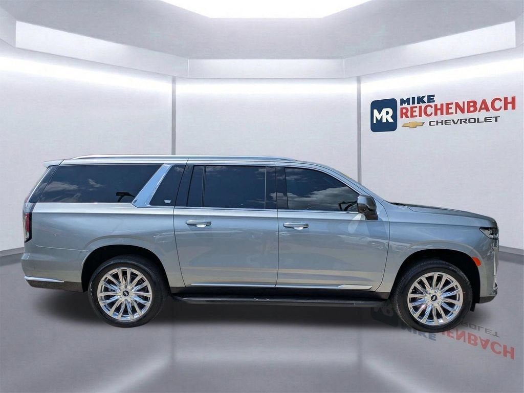 2024 Cadillac Escalade ESV Premium Luxury