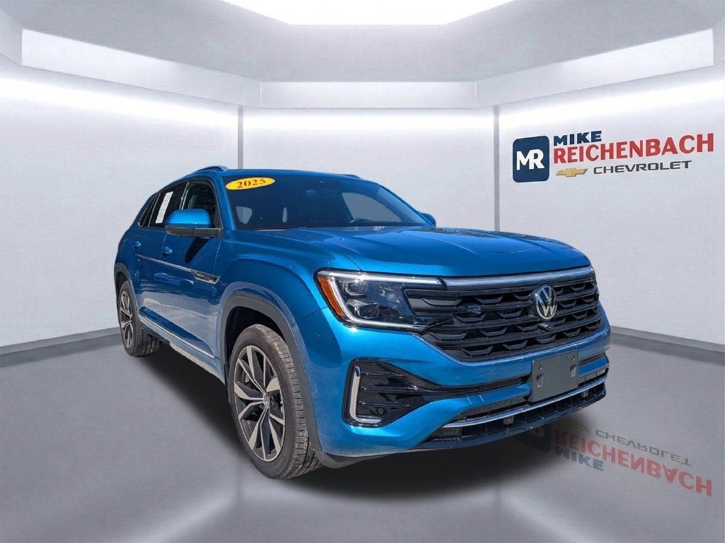 2025 Volkswagen Atlas Cross Sport 2.0T SEL Premium R-Line