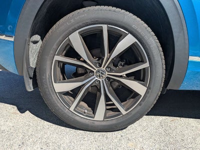 2025 Volkswagen Atlas Cross Sport 2.0T SEL Premium R-Line