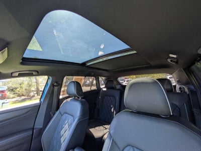 2025 Volkswagen Atlas Cross Sport 2.0T SEL Premium R-Line