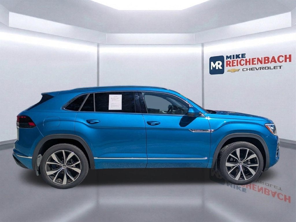 2025 Volkswagen Atlas Cross Sport 2.0T SEL Premium R-Line