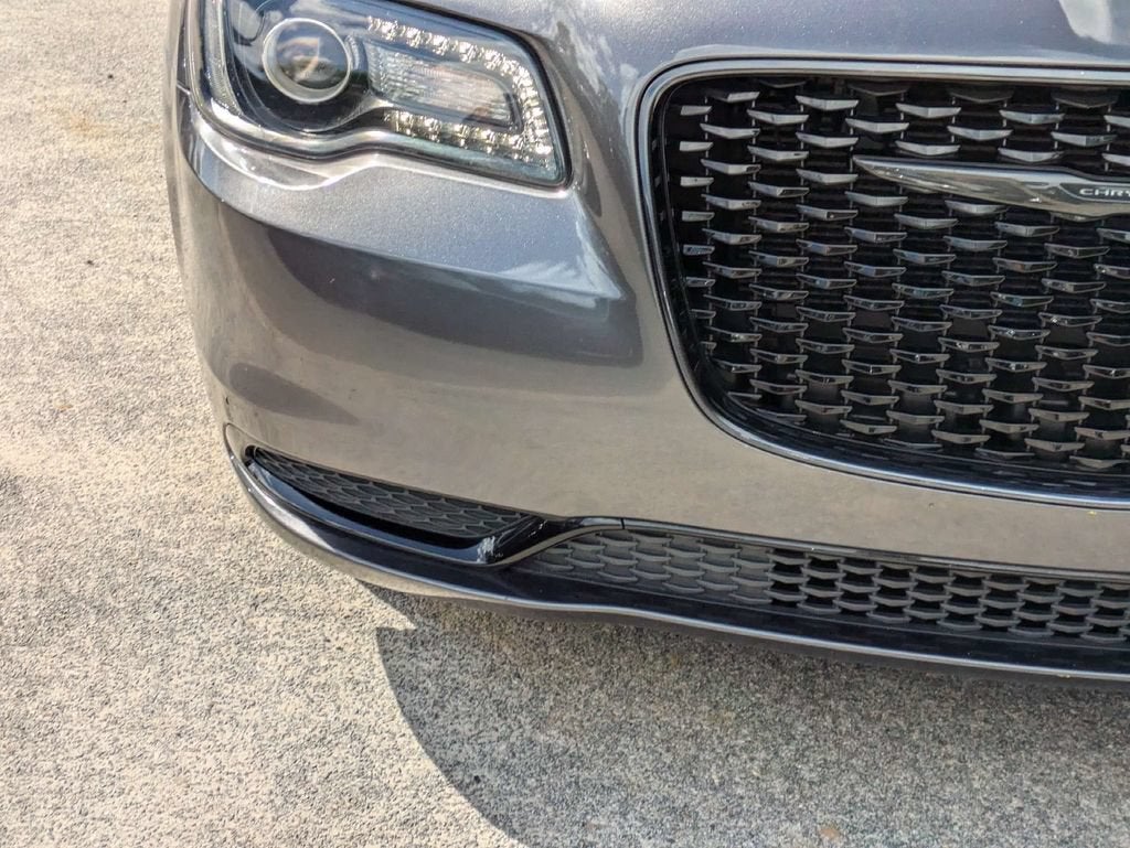 2023 Chrysler 300 Touring
