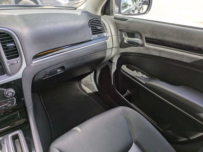 2023 Chrysler 300 Touring
