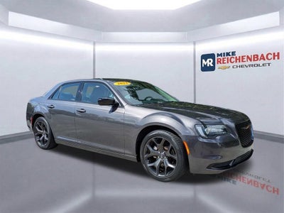 2023 Chrysler 300 Touring