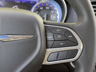 2023 Chrysler 300 Touring