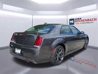 2023 Chrysler 300 Touring