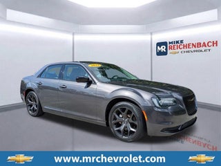 2023 Chrysler 300 Touring