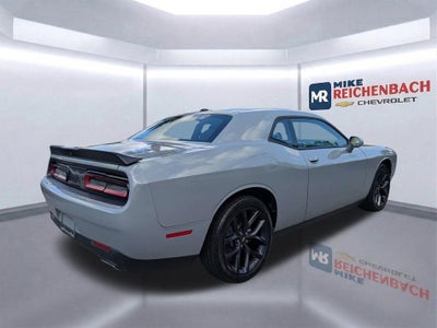 2021 Dodge Challenger SXT