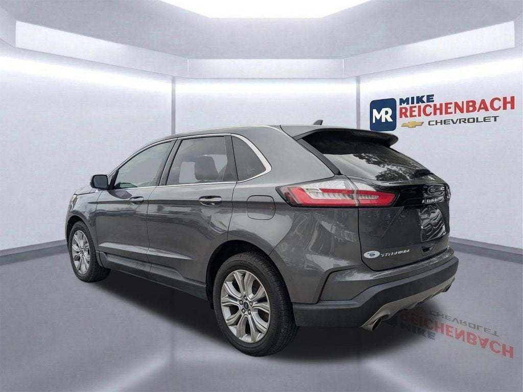 2022 Ford Edge Titanium
