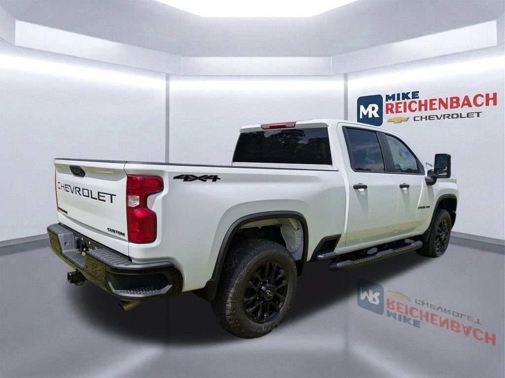 2026 Chevrolet Silverado 2500 HD Custom
