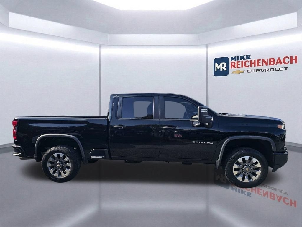 2024 Chevrolet Silverado 2500 HD Custom