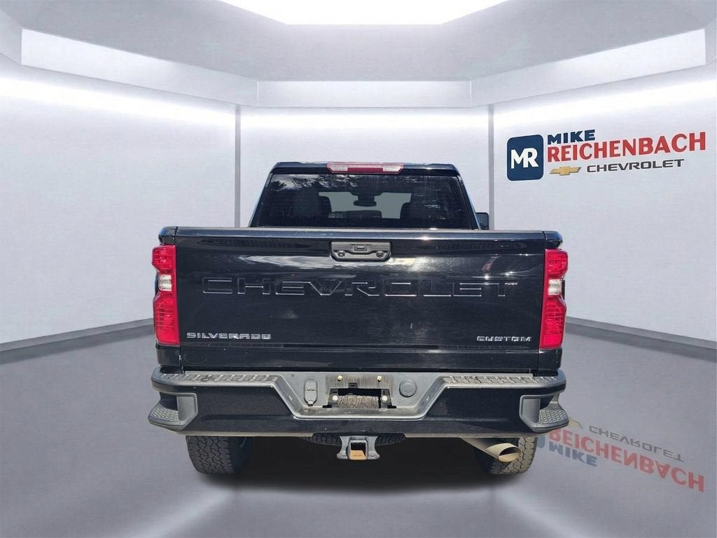 2024 Chevrolet Silverado 2500 HD Custom