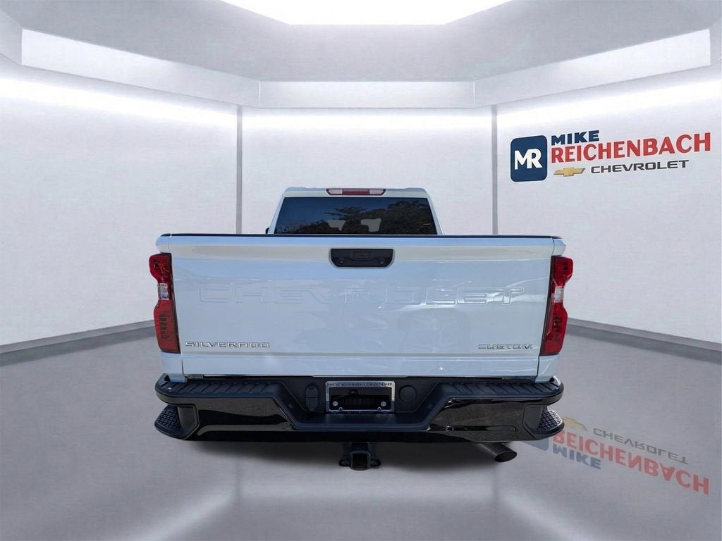 2024 Chevrolet Silverado 2500 HD Custom