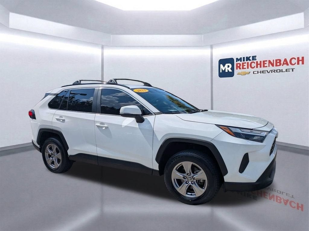 2023 Toyota RAV4 XLE