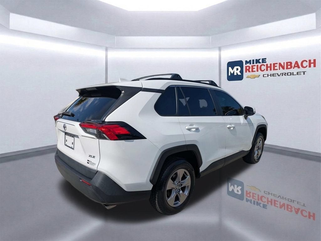 2023 Toyota RAV4 XLE