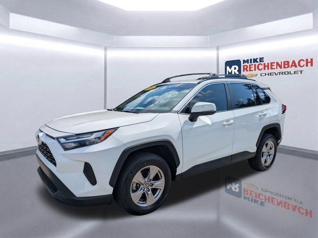 2023 Toyota RAV4 XLE