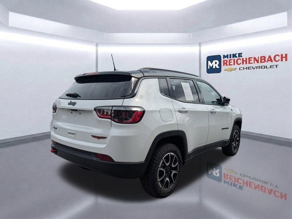 2024 Jeep Compass Trailhawk
