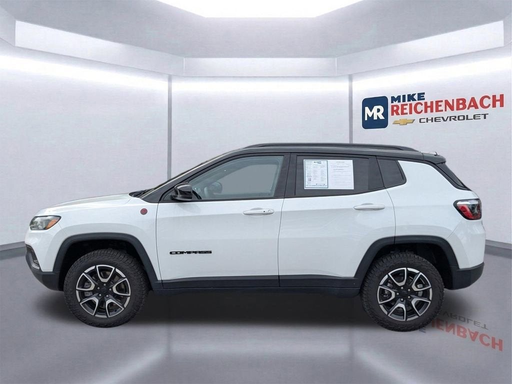 2024 Jeep Compass Trailhawk