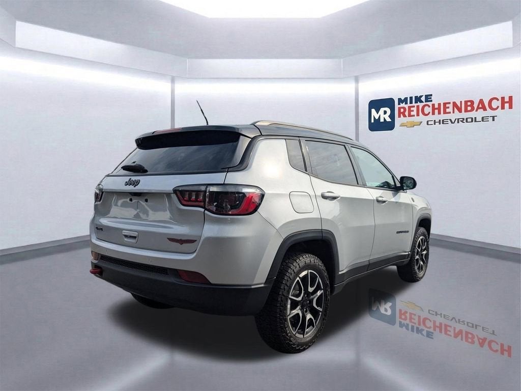 2024 Jeep Compass Trailhawk
