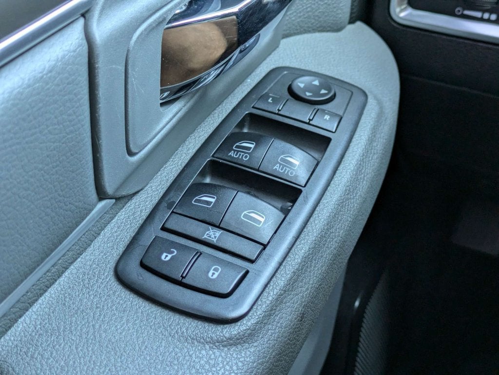 2018 RAM 3500 SLT