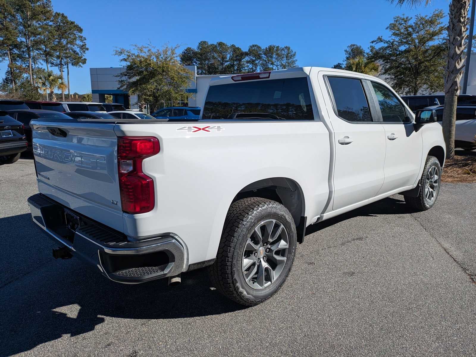 2026 Chevrolet Silverado 1500 LT (2FL)