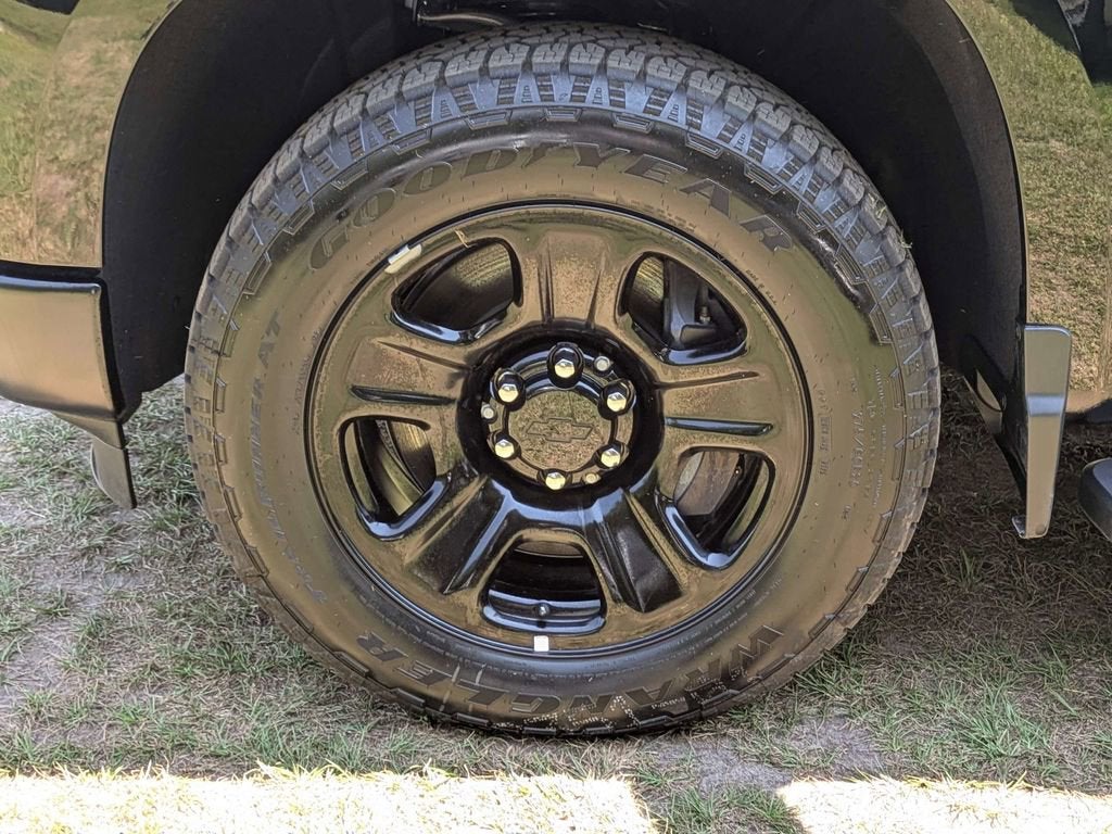 2025 Chevrolet Silverado 1500 WT