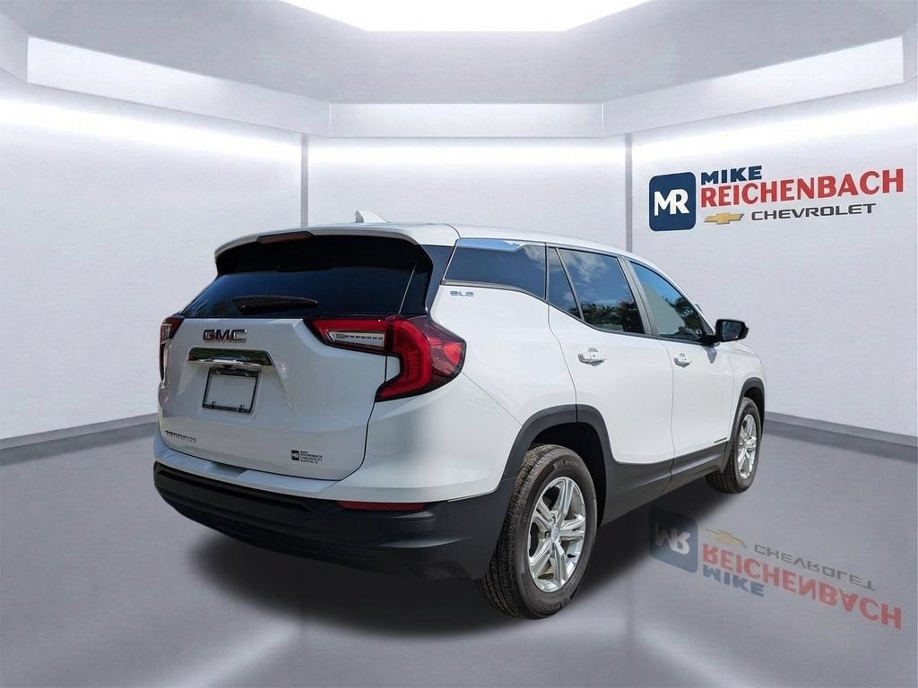 2023 GMC Terrain SLE