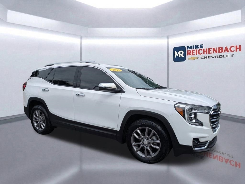2023 GMC Terrain SLT