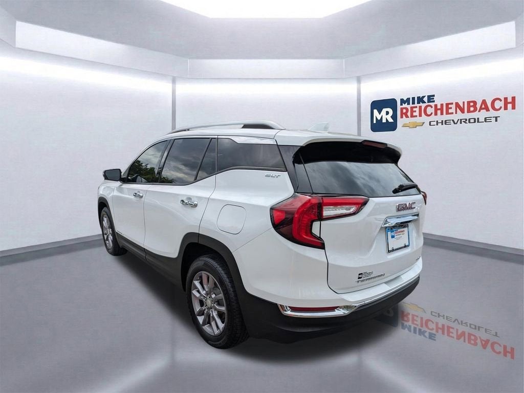 2023 GMC Terrain SLT