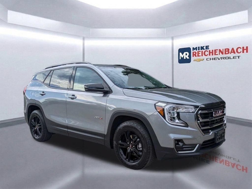 2024 GMC Terrain AT4