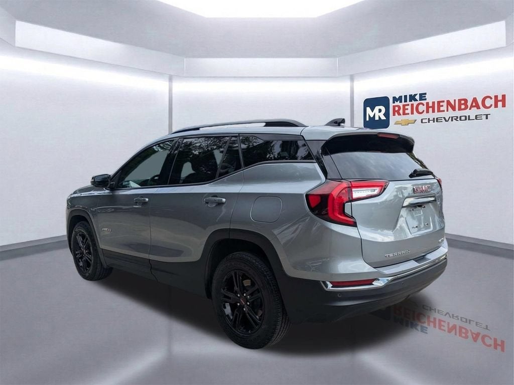 2024 GMC Terrain AT4