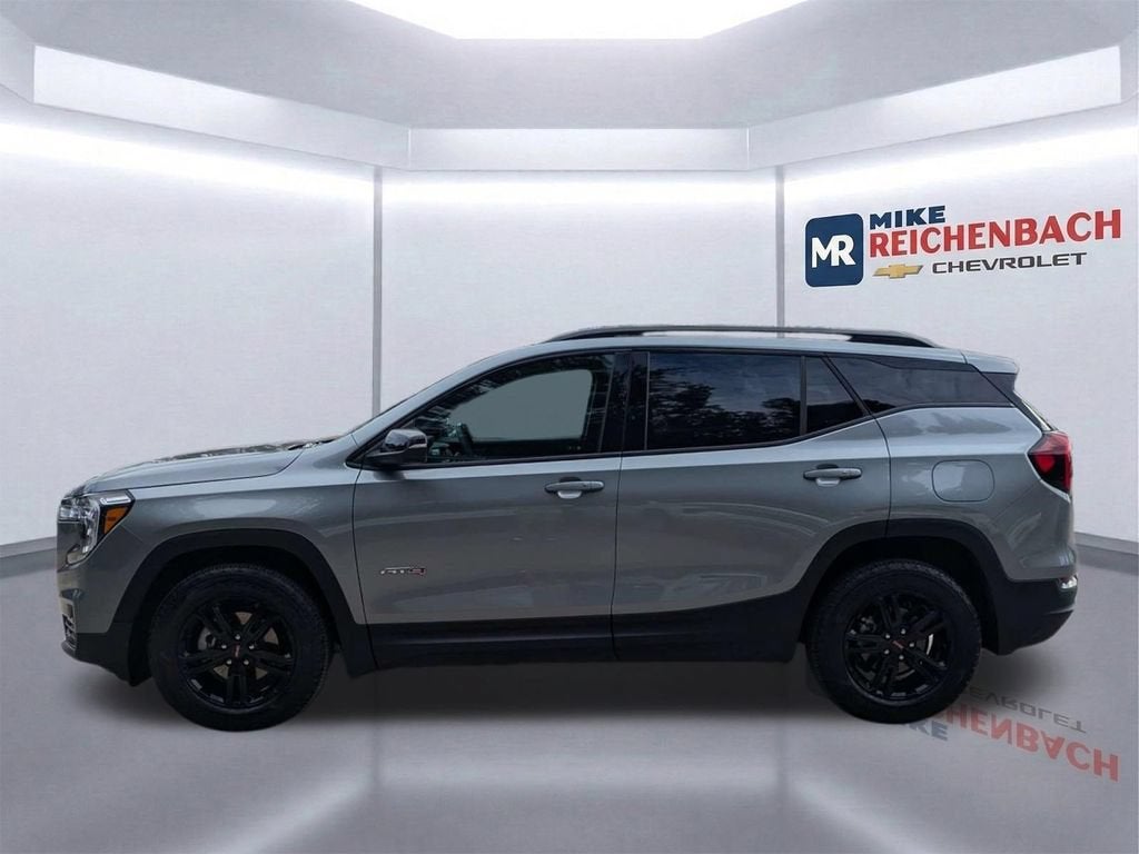2024 GMC Terrain AT4