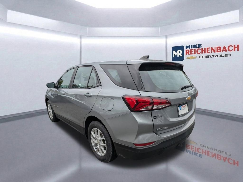 2023 Chevrolet Equinox LS