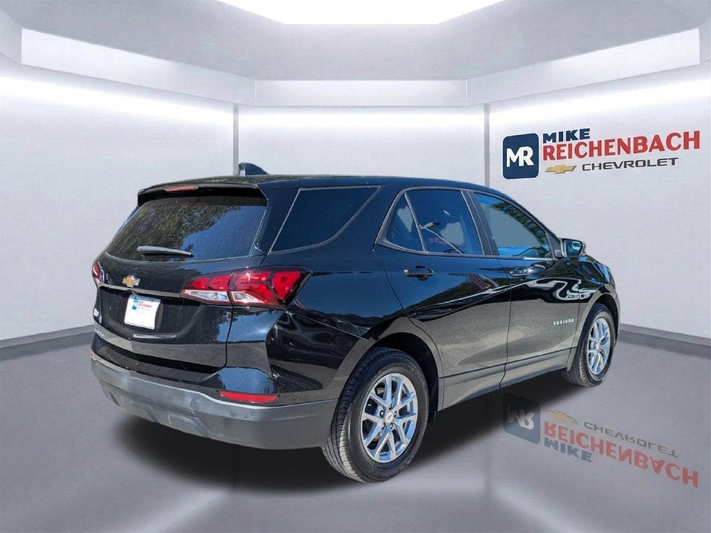 2023 Chevrolet Equinox LS