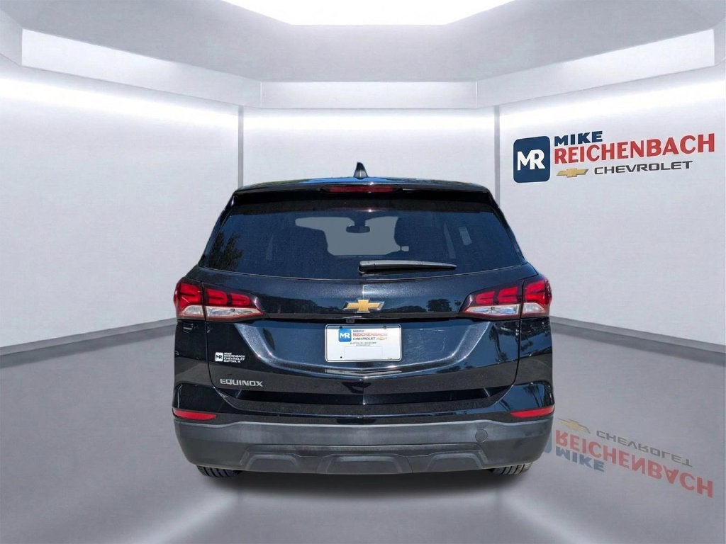 2023 Chevrolet Equinox LS