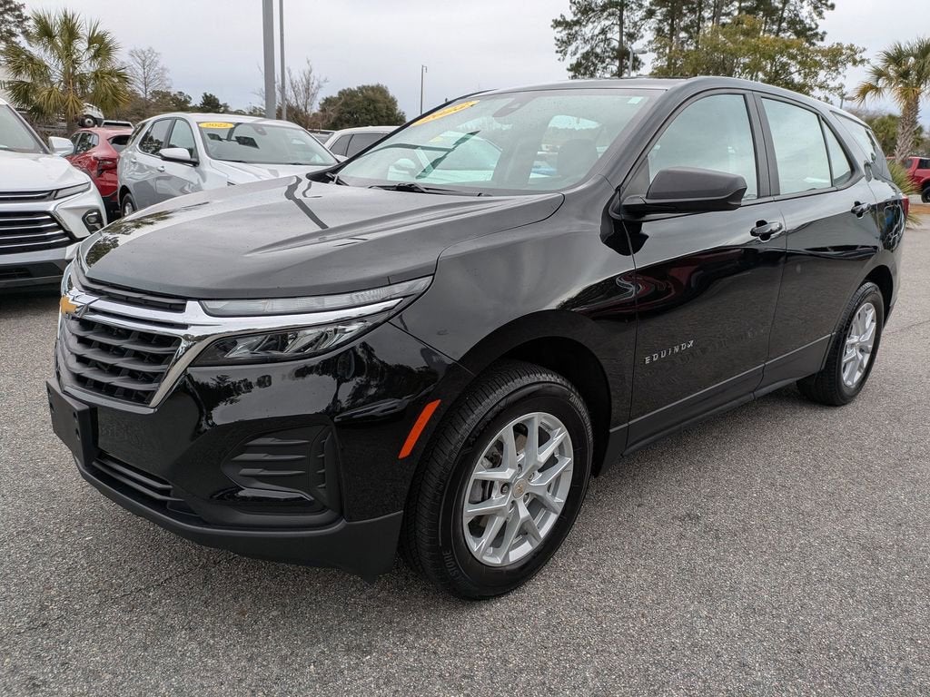 2023 Chevrolet Equinox LS