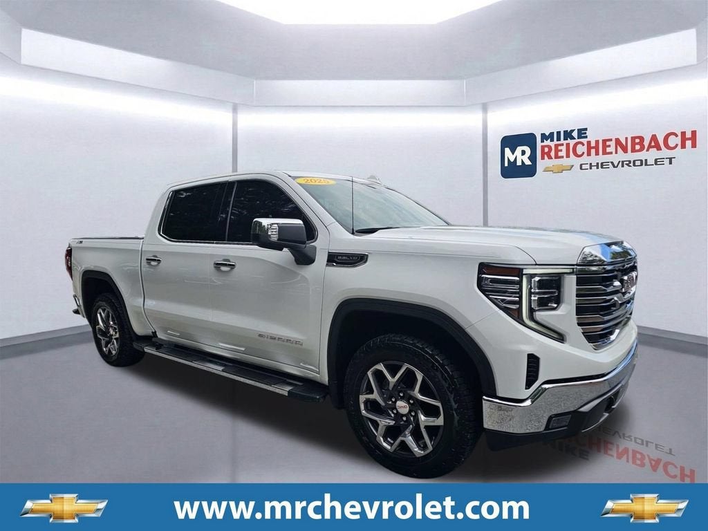 2025 GMC Sierra 1500 SLT
