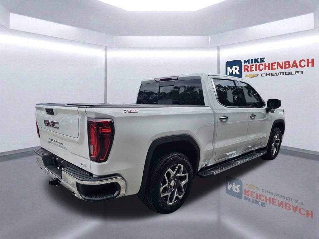 2025 GMC Sierra 1500 SLT