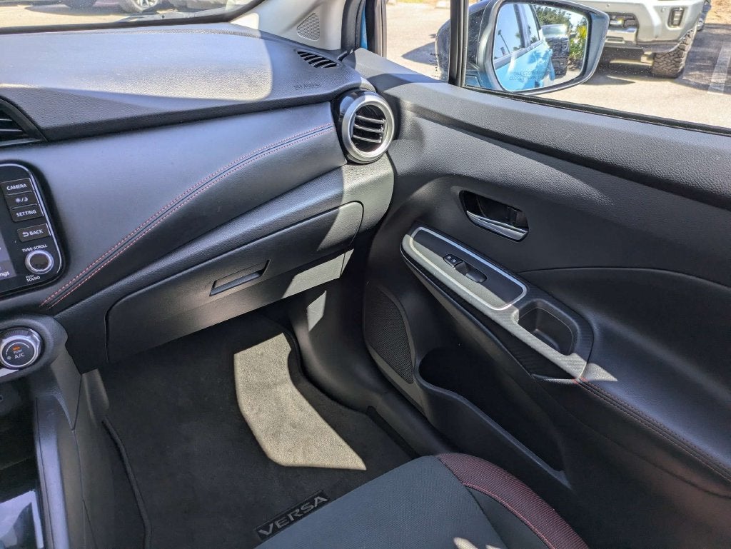 2025 Nissan Versa SR