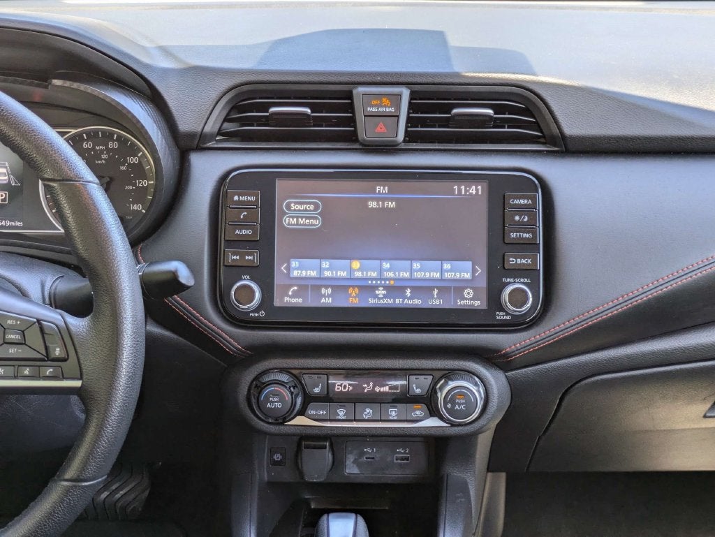 2025 Nissan Versa SR