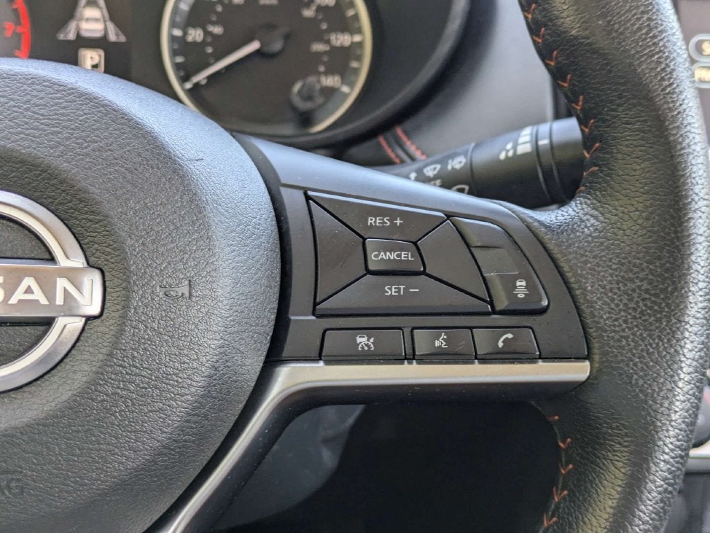 2025 Nissan Versa SR