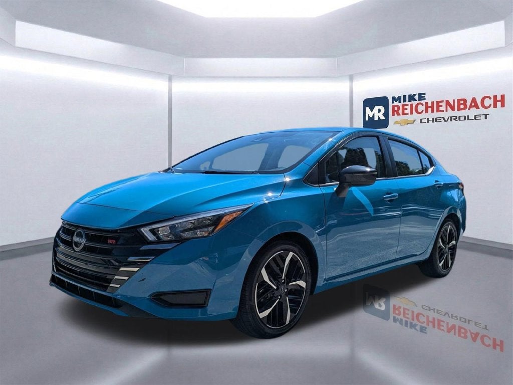 2025 Nissan Versa SR