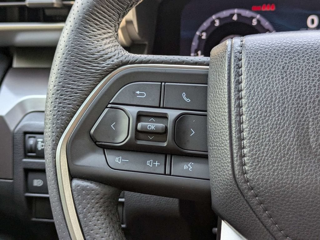 2025 Toyota Tacoma 2WD SR5