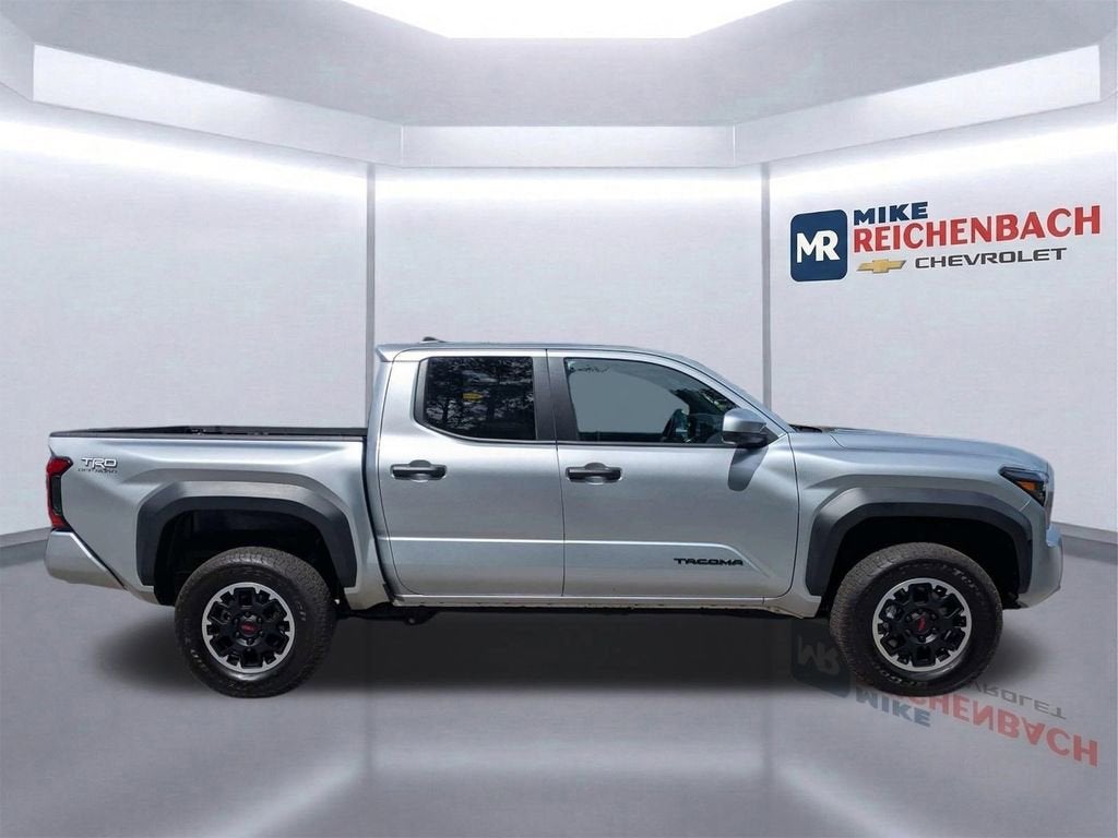 2024 Toyota Tacoma 4WD SR5