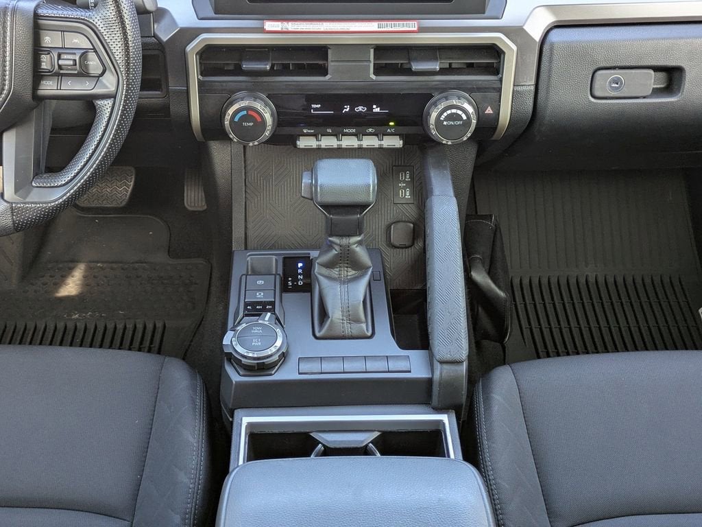 2024 Toyota Tacoma 4WD SR5