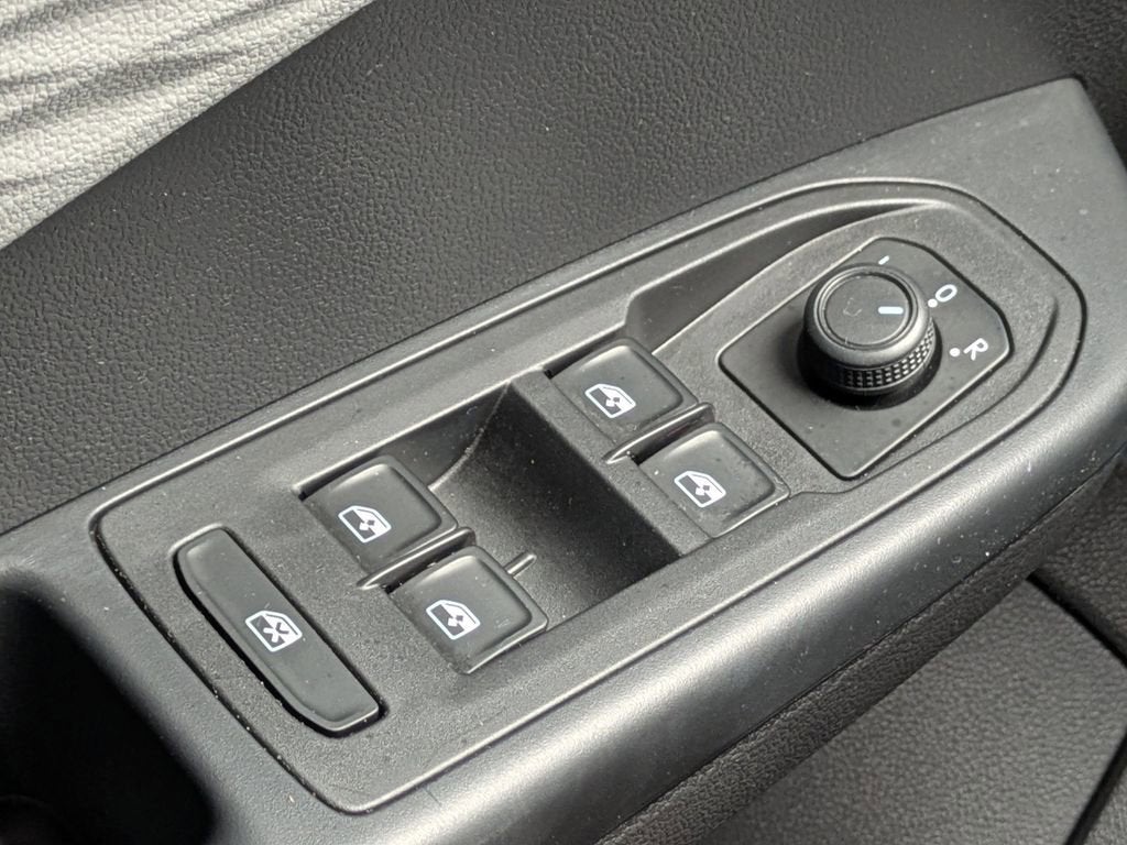 2022 Volkswagen Taos S
