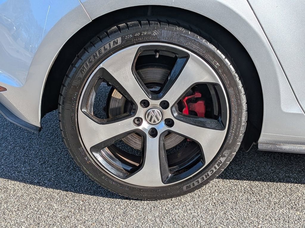 2017 Volkswagen Golf GTI S