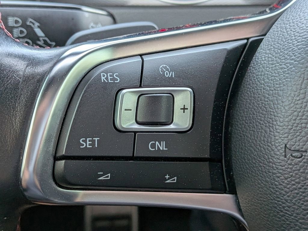 2017 Volkswagen Golf GTI S