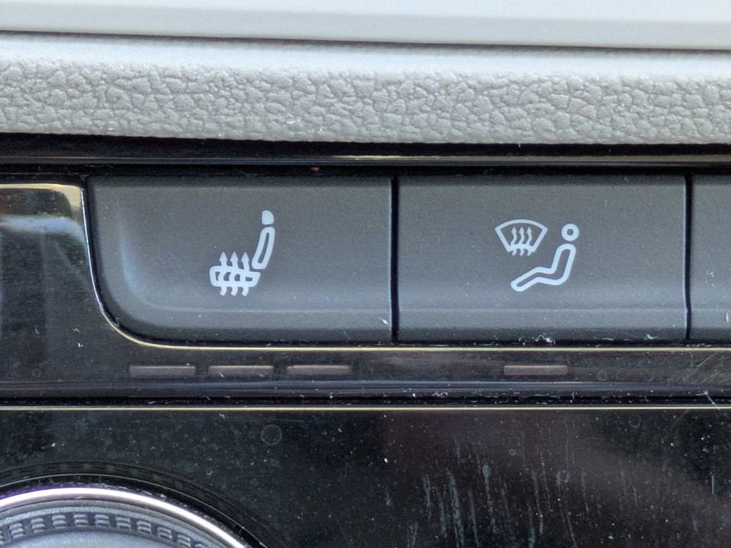 2023 Volkswagen Jetta SE